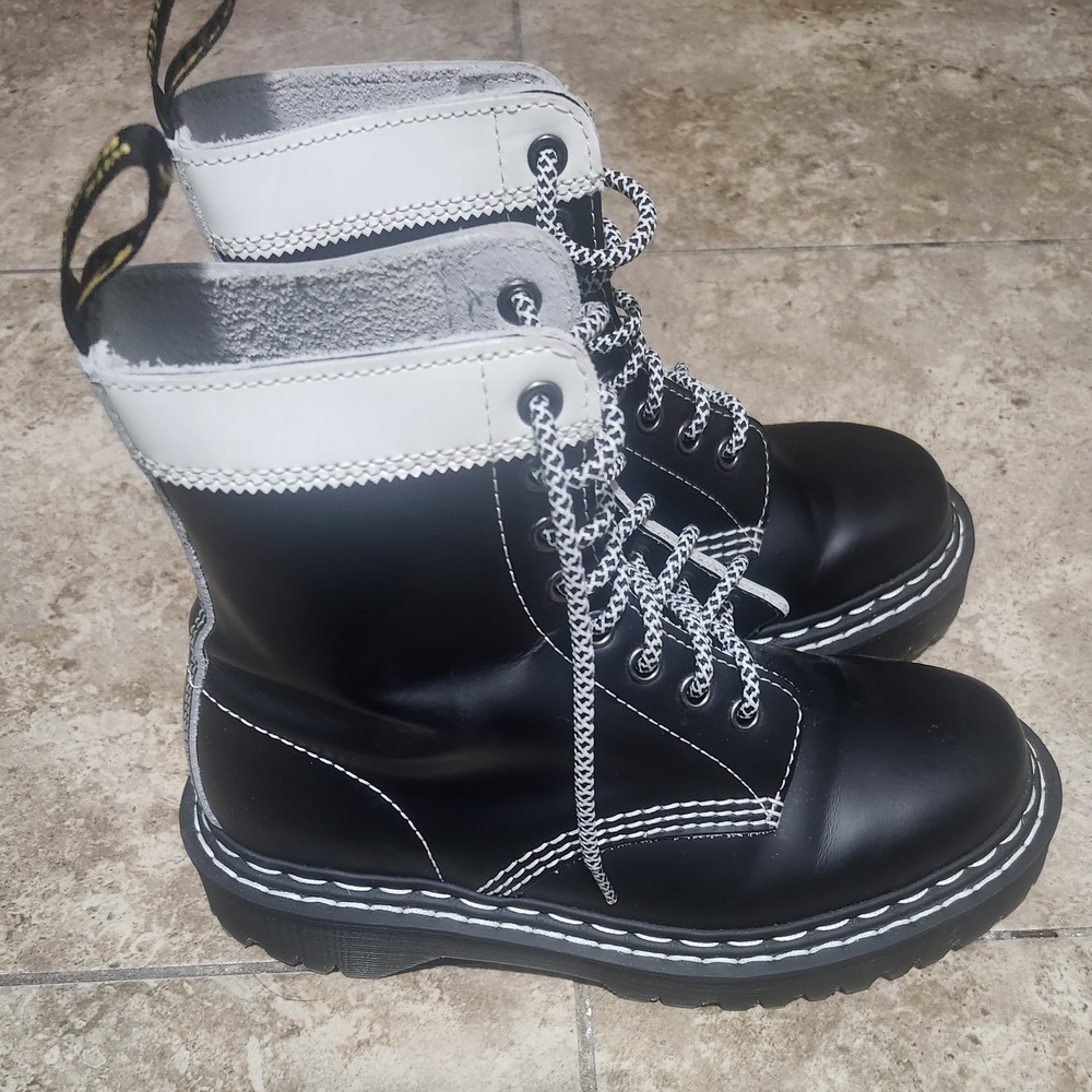 Dr Martens Pascal Lace-Up Boots